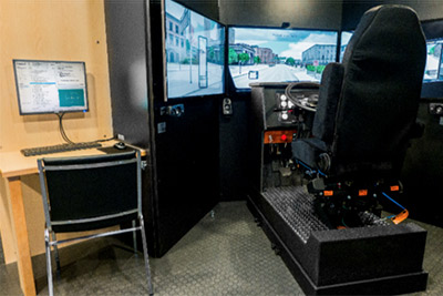 VS600M truck simulator on a mobile unit